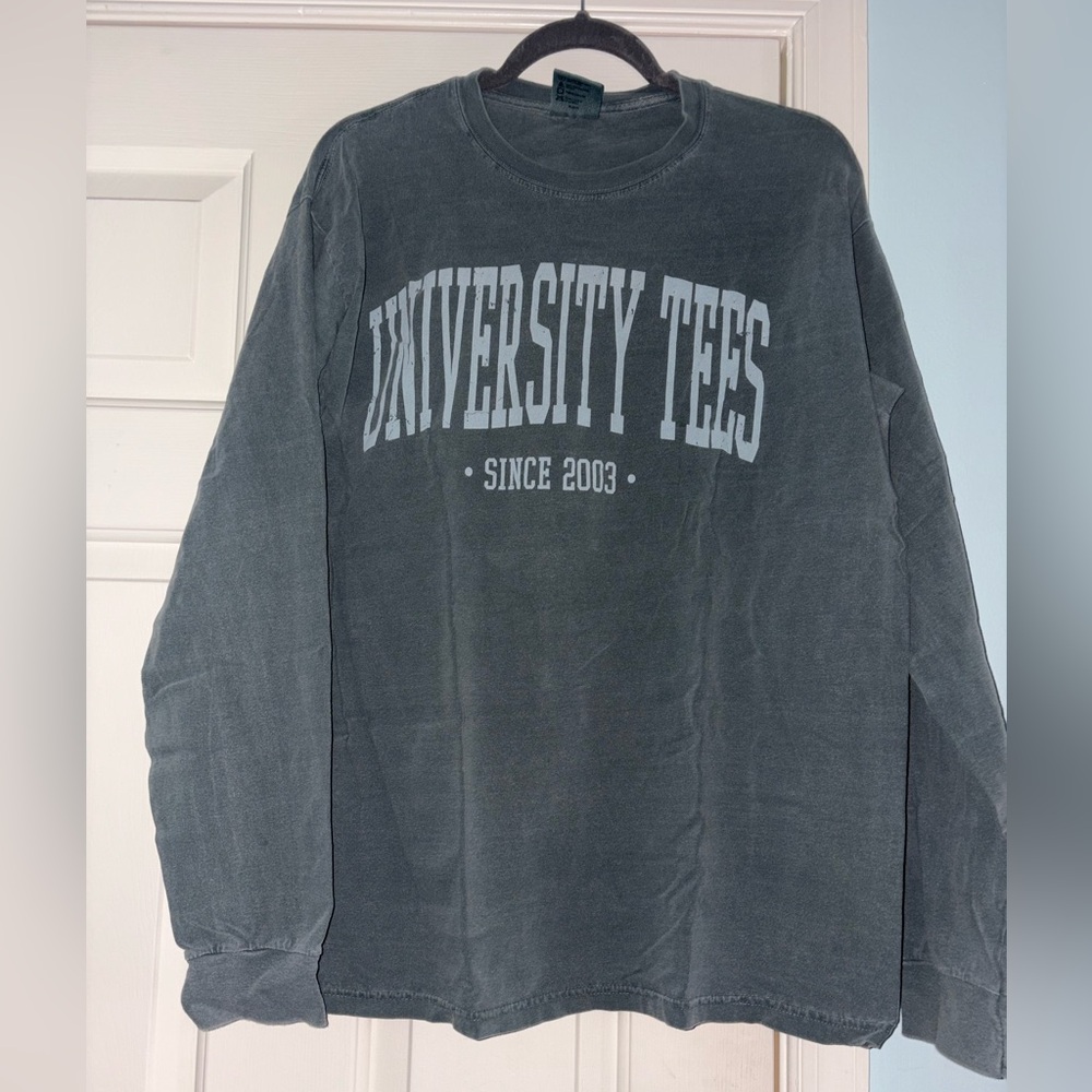 University Tees Gray Long Sleeve Shirt